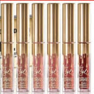 Kylie Jenner’s birthday lip kit